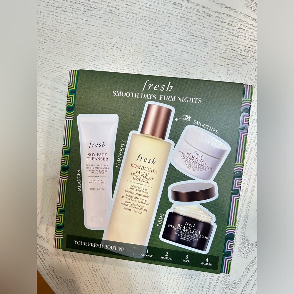 NWOT Fresh Smooth Days, Firm Nights set